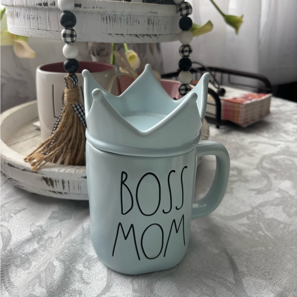 Rae Dunn Crown topper Mug with Boss Mom Text